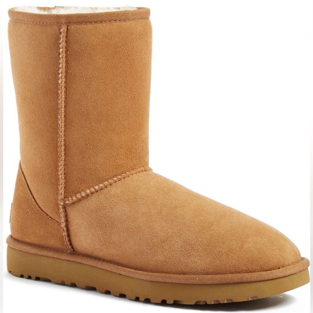 Ugg Classic Ii Short Boot Size 5 Preowned Ugg Classic Ii Short Boot Size 5 Preowned